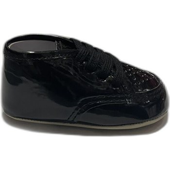 Picture of Patent Tie Shoe